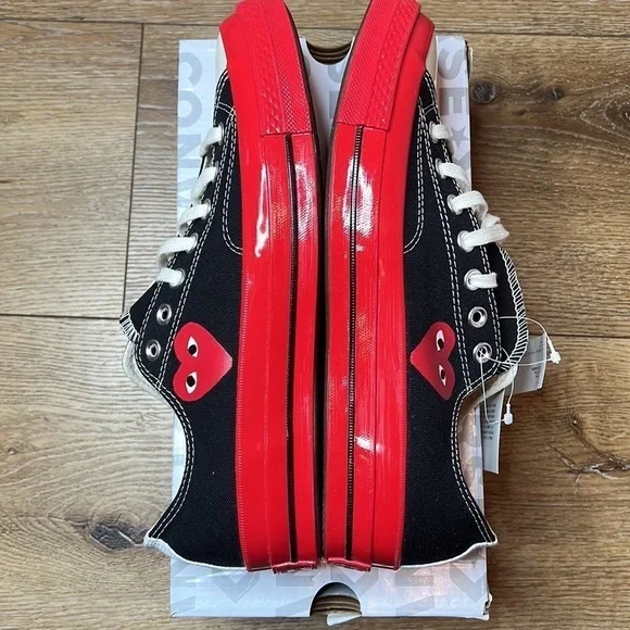 NIB Converse x Commes des Garçons Black & Red Chuck Taylor Sneakers Size 9 - Picture 4 of 11